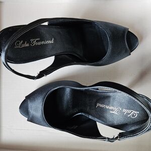 Lulu Townsend deep blue satin sandals